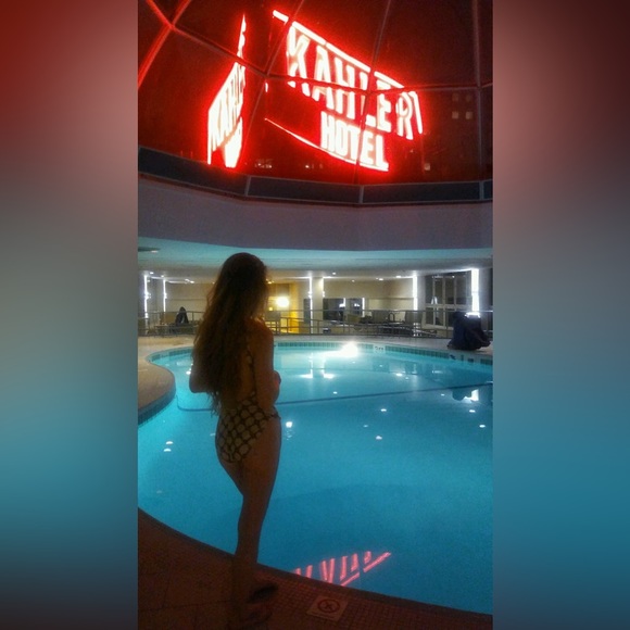 Meet your Posher, Lucy - Picture 7 of 15